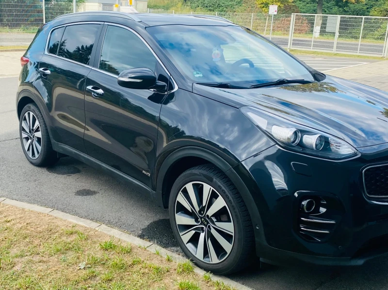 Kia Sportage, снимка 5 - Автомобили и джипове - 48417597