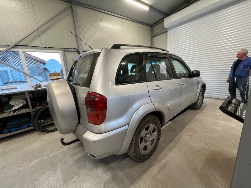 Toyota Rav4, снимка 6 - Автомобили и джипове - 49478518