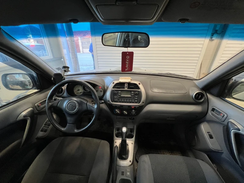 Toyota Rav4, снимка 10 - Автомобили и джипове - 49478518