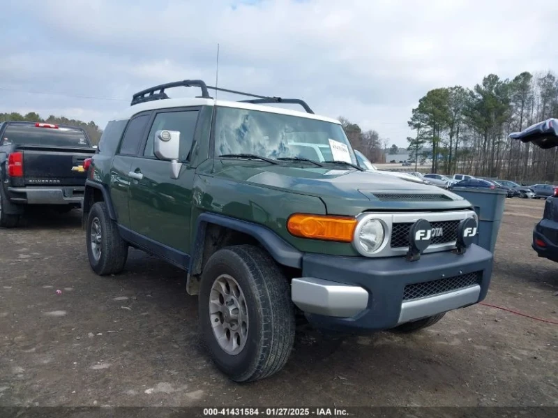 Toyota Fj cruiser, снимка 3 - Автомобили и джипове - 49556040