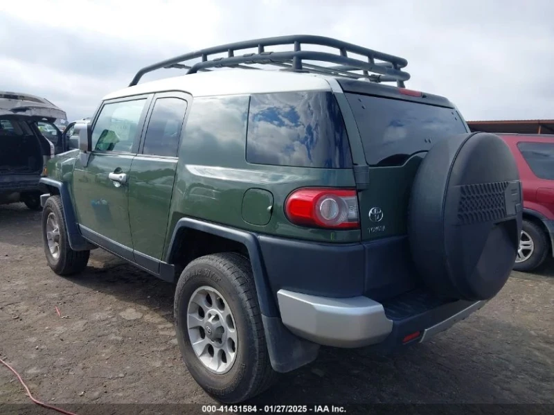 Toyota Fj cruiser, снимка 4 - Автомобили и джипове - 49556040