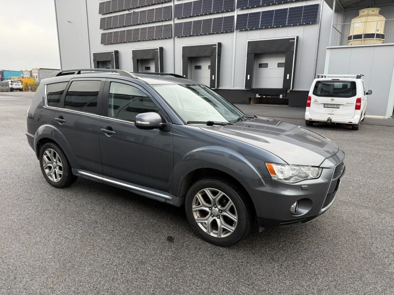 Mitsubishi Outlander Mitsubishi Outlander 2.2 DID / FULL / 4X4 / NAVI, снимка 6 - Автомобили и джипове - 52551621
