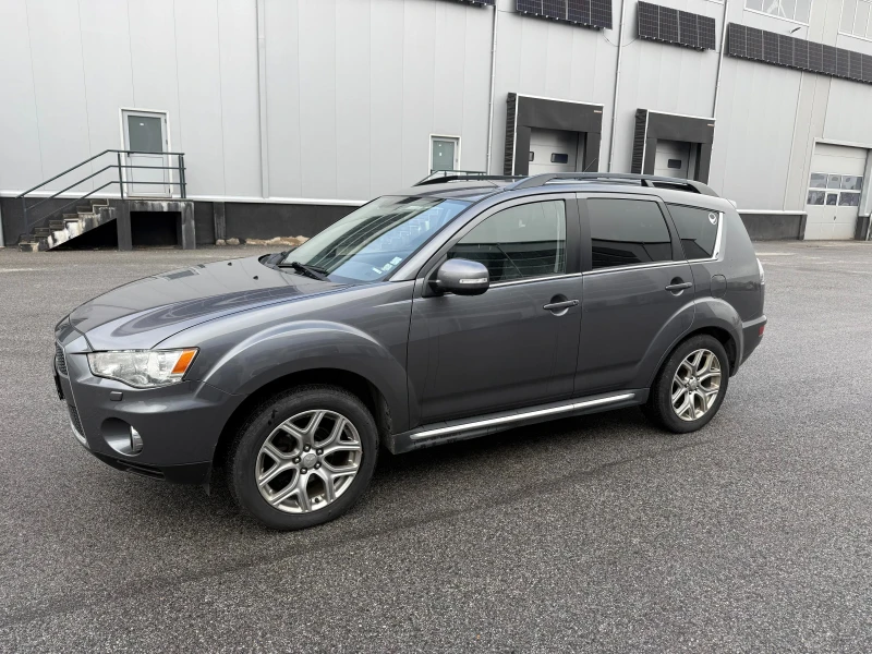 Mitsubishi Outlander Mitsubishi Outlander 2.2 DID / FULL / 4X4 / NAVI, снимка 3 - Автомобили и джипове - 52551621