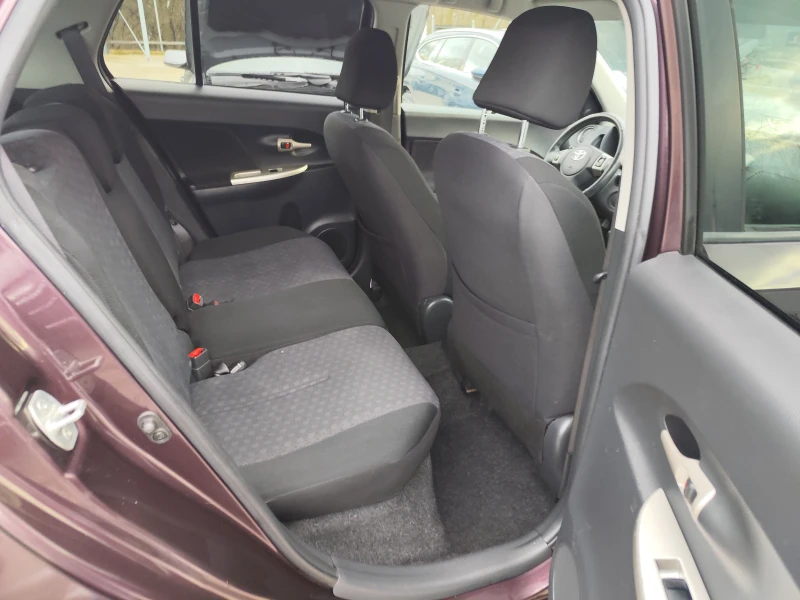 Toyota Urban Cruiser 1.4D-4D* 4X4* Klimatronik* , снимка 10 - Автомобили и джипове - 53355655