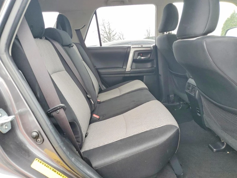 Toyota 4runner Sr5/Sr5 Premium, снимка 11 - Автомобили и джипове - 53600544