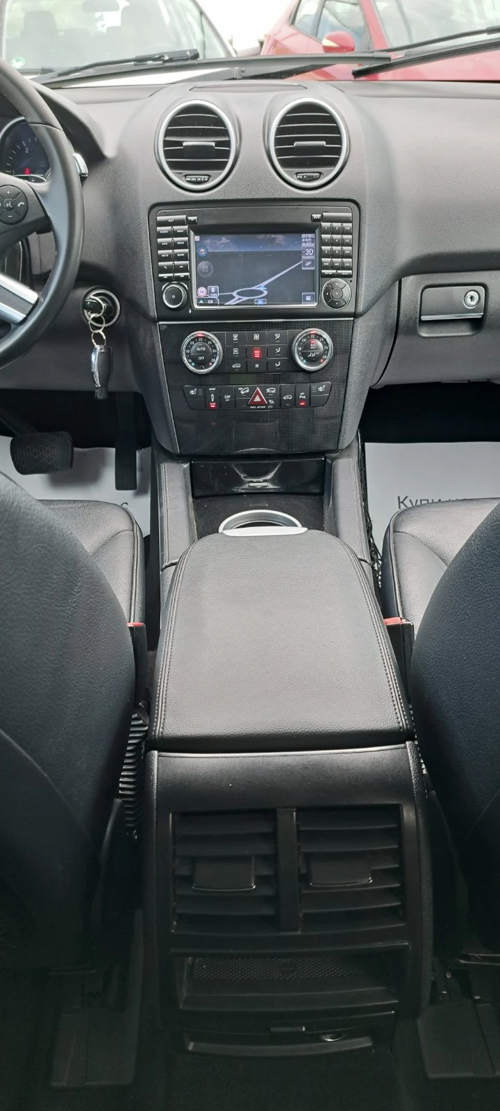 Mercedes-Benz ML 300 4matic Facelift Кожа, подгрев, Navi, снимка 12 - Автомобили и джипове - 55137223