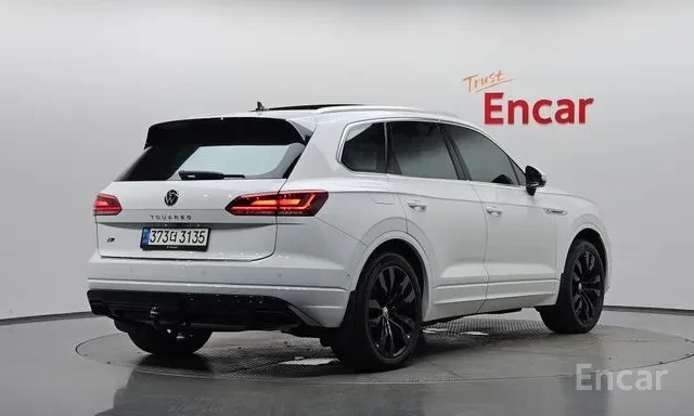 VW Touareg 3.0TDI R Line ��������� Head up 360 ������  | Mobile.bg � ����������� 3