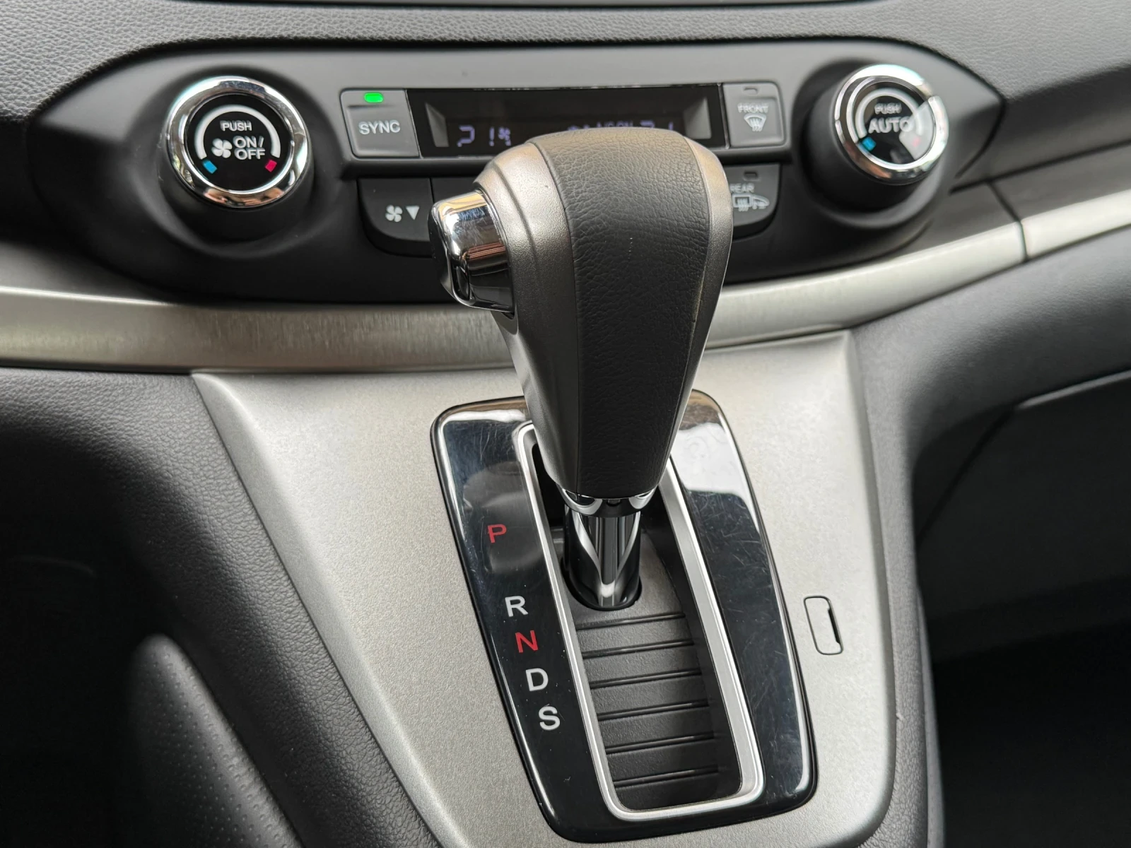 Honda Cr-v 2.0i 4X4* EXECUTIVE* ����� �������� �������! | Mobile.bg � ����������� 12