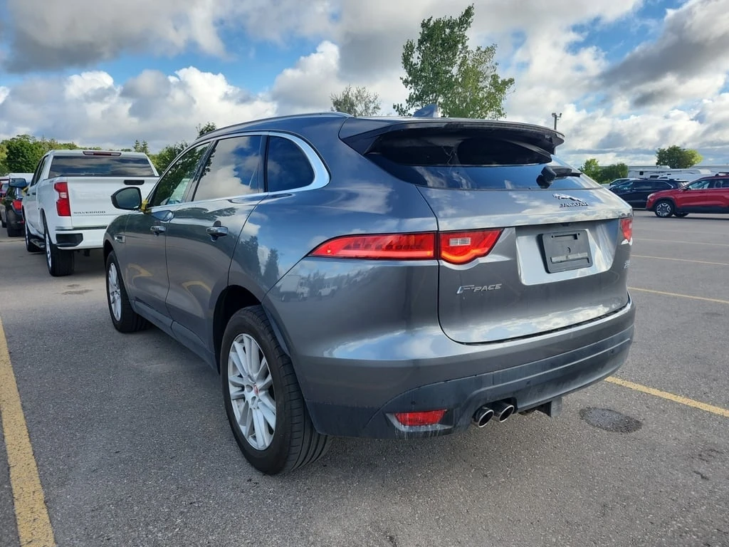 Jaguar F-PACE  - изображение 4