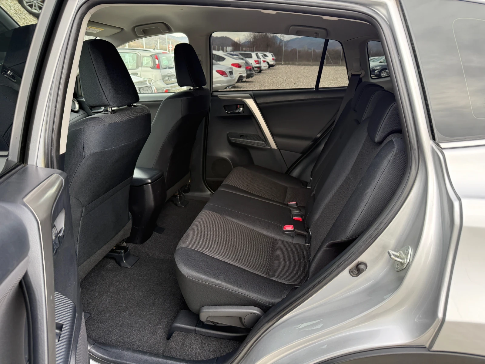 Toyota Rav4 2.0i 4x4 ��������� | Mobile.bg � ����������� 10