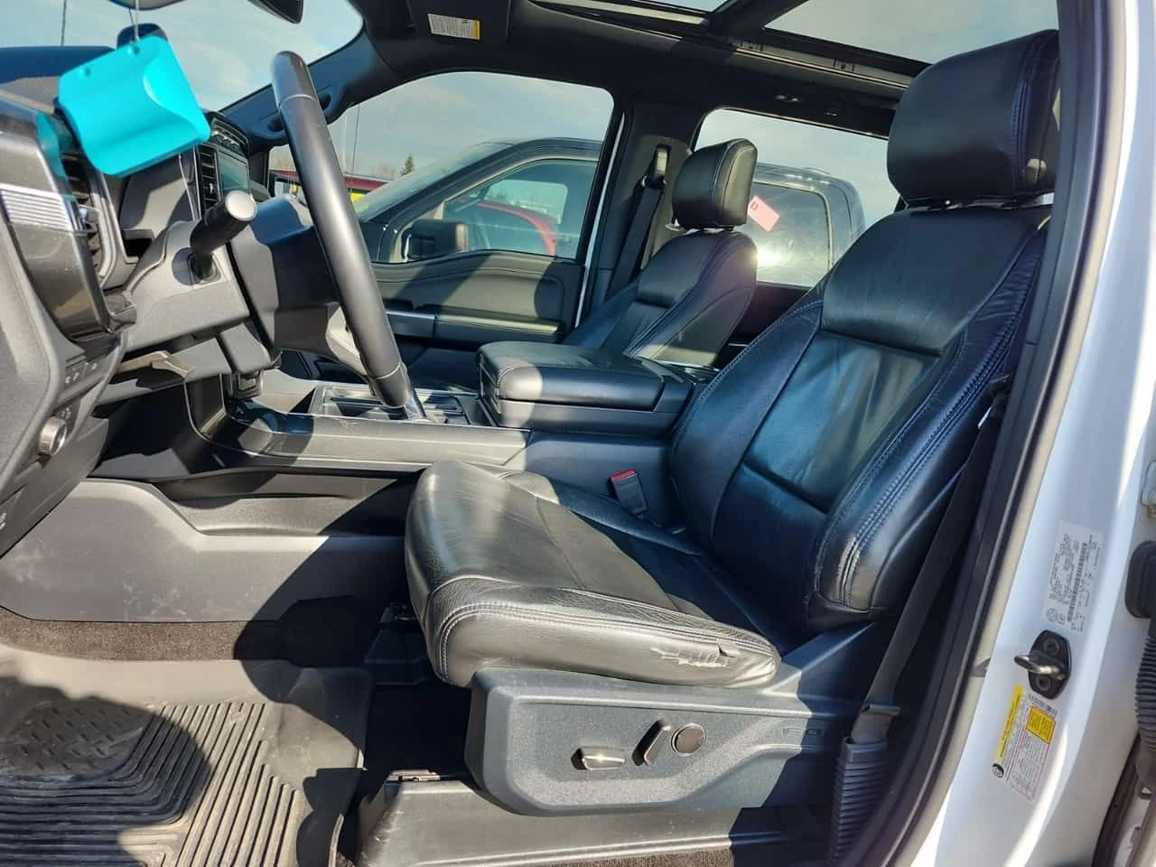 Ford F150 * XLT* КОЖА* ПАНОРАМА* ПОДГРЕВ* , снимка 8 - Автомобили и джипове - 54332556