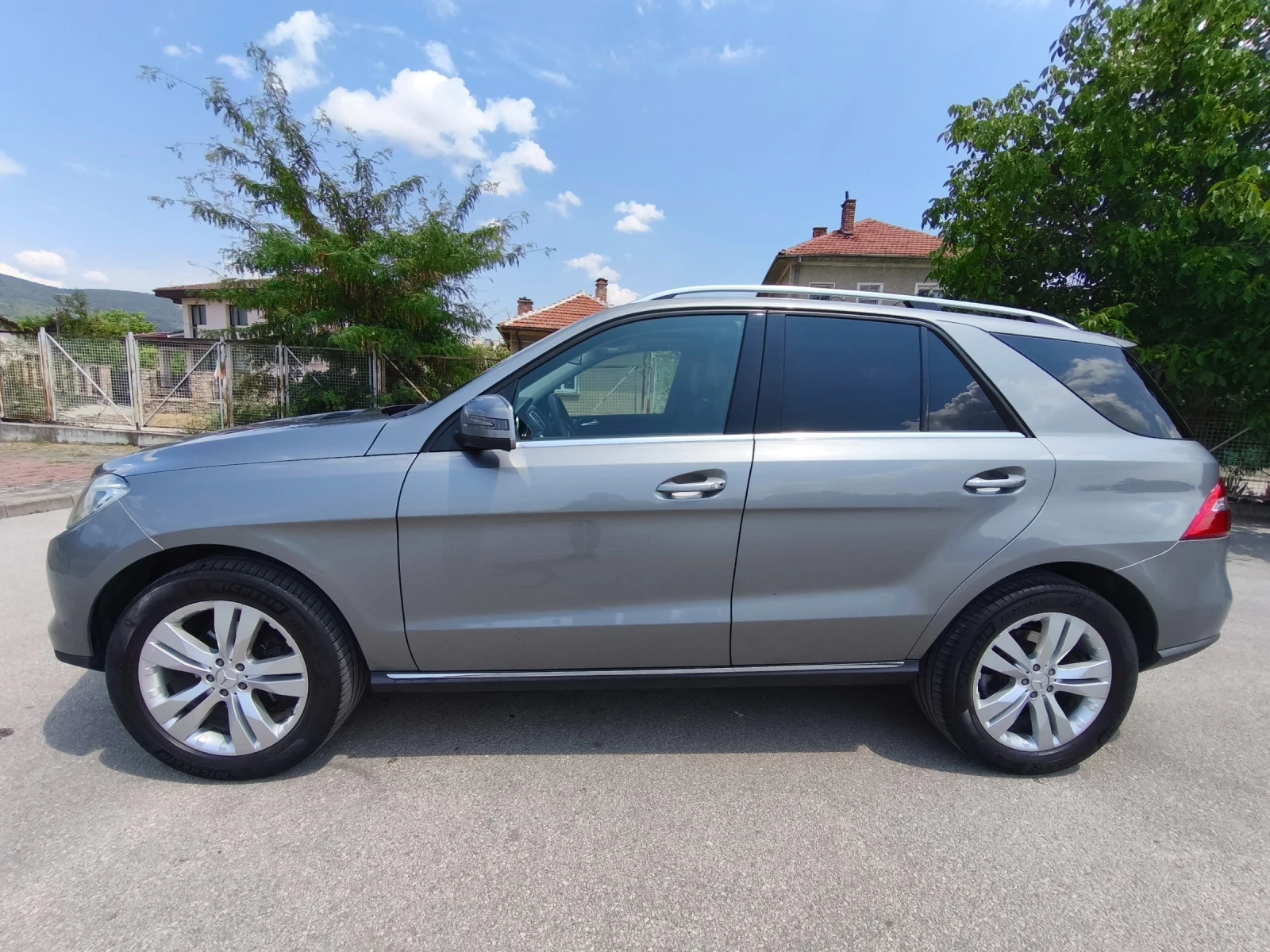 Mercedes-Benz ML 350, снимка 3 - Автомобили и джипове - 55420301