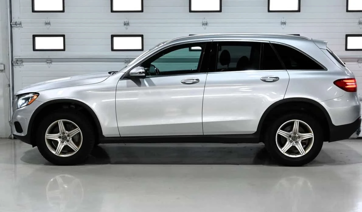 Mercedes-Benz GLC 300 MEMORY * CARFAX * ОПЦИЯ ЗА ФИНАНСИРАНЕ, снимка 2 - Автомобили и джипове - 56266884