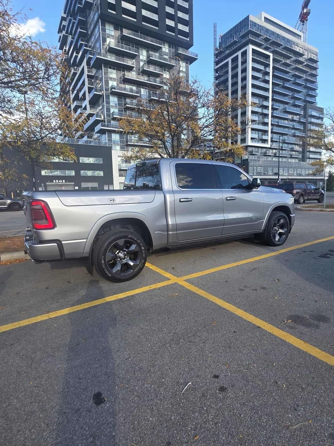 Dodge RAM 1500 Limited Longhorn | CARFAX | ��� ��������� | Mobile.bg � ����������� 4