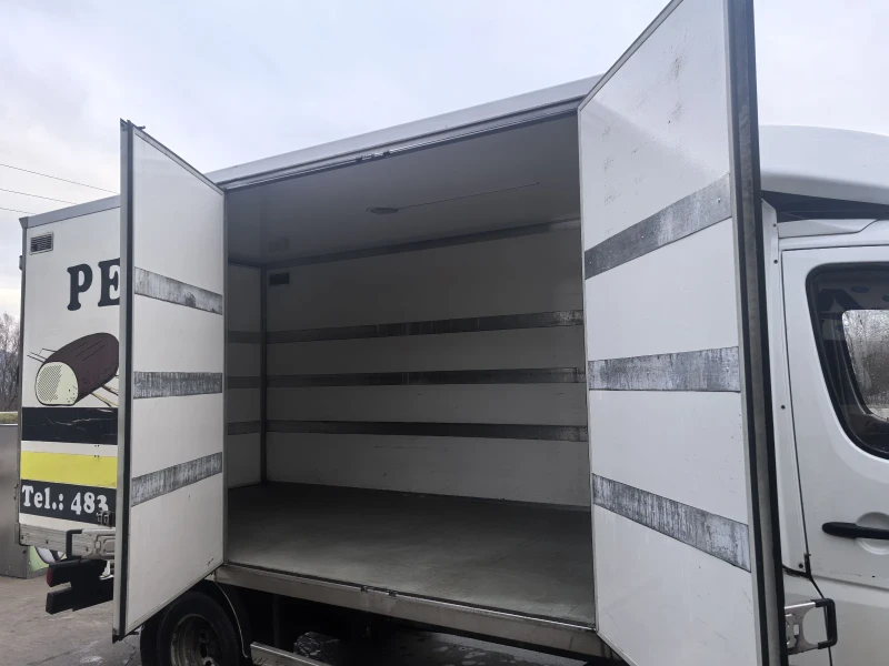 Mercedes-Benz Sprinter 513 До 3.5 тона двойна гума, снимка 8 - Бусове и автобуси - 47935173