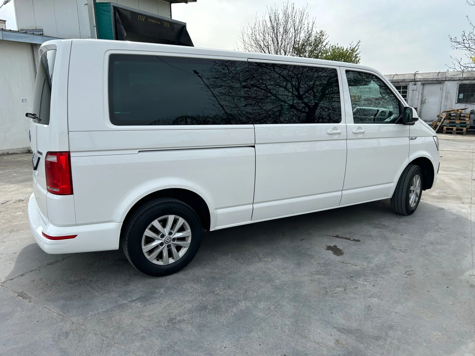 VW Caravelle TDI 2.0 DSG7, 4x4 - изображение 5