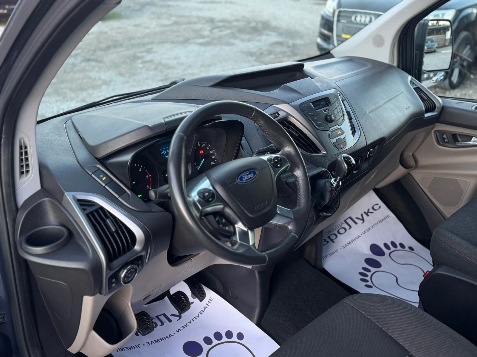Ford Transit Custom 2.2CDTI 125кс 6с КЛИМАТИК ПОДРЕВ 4-врати  - изображение 9