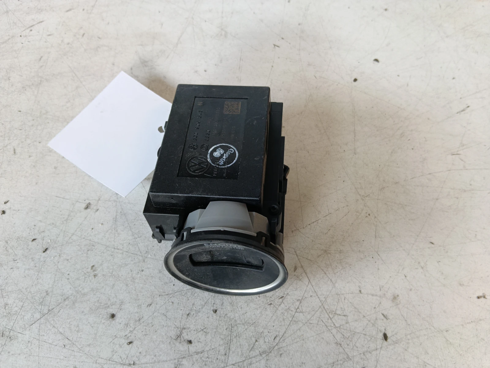 гълтач ключ 3C0905843N VW Passat