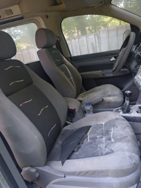 VW Caddy 1.6 На Части, снимка 8