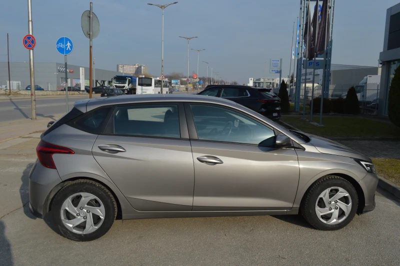 Hyundai I20, снимка 9 - Автомобили и джипове - 48903129