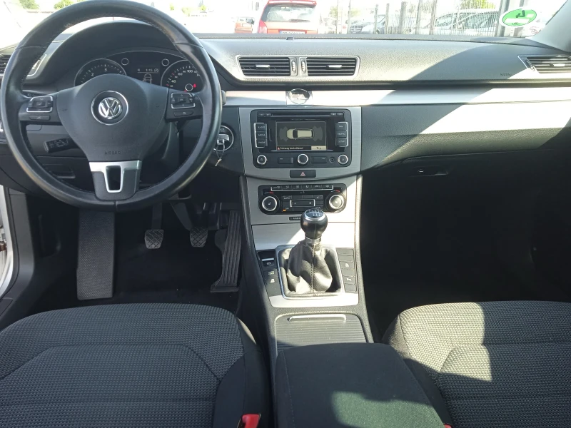 VW Passat 2.0TDI, снимка 7 - Автомобили и джипове - 52332103