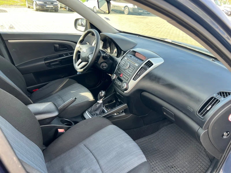 Kia Ceed Eco Dynamic , снимка 9 - Автомобили и джипове - 52401470