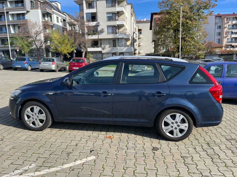 Kia Ceed Eco Dynamic , снимка 3 - Автомобили и джипове - 52401470