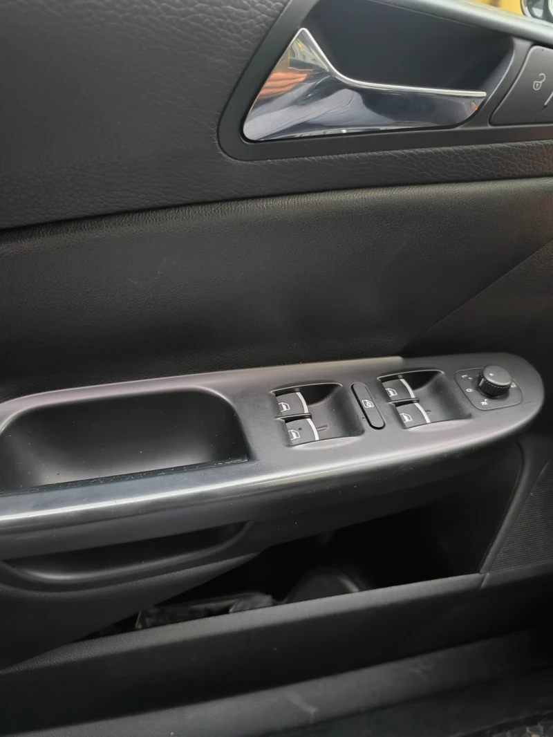 VW Passat 1.9, снимка 5 - Автомобили и джипове - 52588456