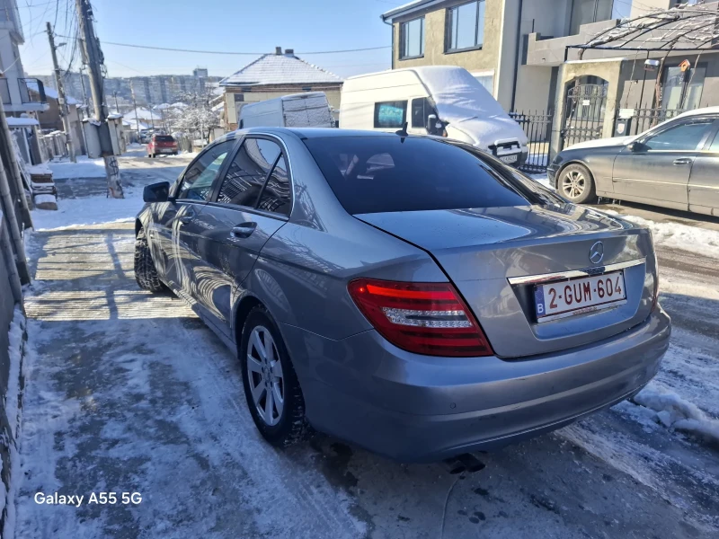 Mercedes-Benz C 180, снимка 5 - Автомобили и джипове - 53072781