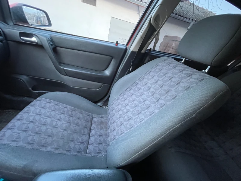 Opel Astra, снимка 8 - Автомобили и джипове - 53167782