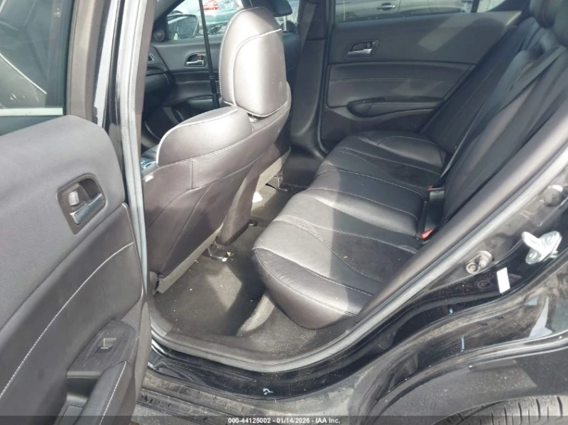 Acura ILX 2.4L I-4 DI, DOHC, VVT, 201HP Front Wheel Drive, снимка 13 - Автомобили и джипове - 53500864