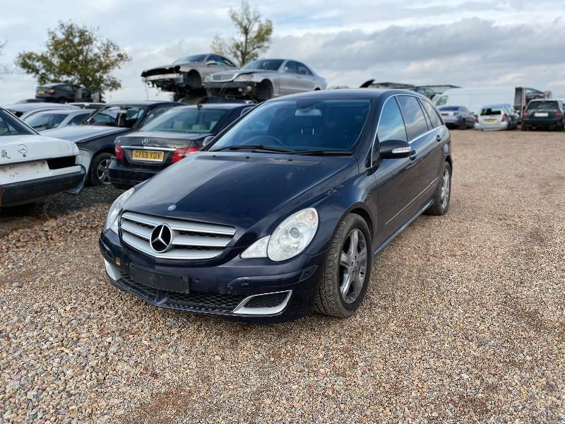 Mercedes-Benz R 320 7 г Форматик на части. , снимка 9 - Автомобили и джипове - 26963703