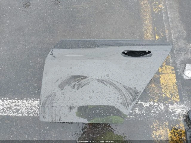 BMW i4 Червен салон* Подреви* Адапт. окачване* Амбиент, снимка 14 - Автомобили и джипове - 53443748