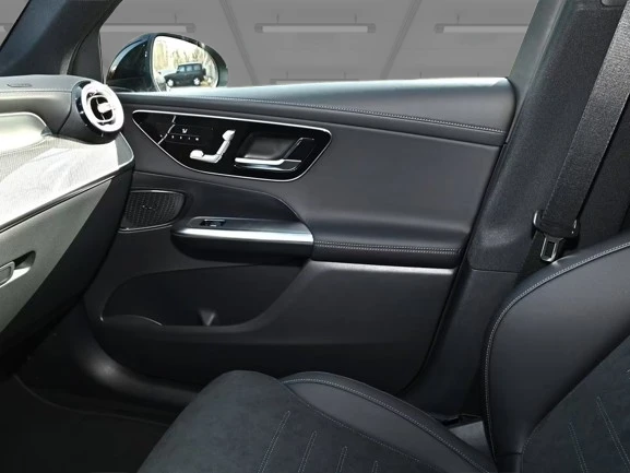 Mercedes-Benz GLC 200 4Matic = AMG Line = Advanced Plus Гаранция, снимка 9 - Автомобили и джипове - 55325280