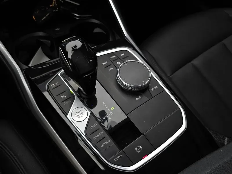 BMW 320 d/ DIGI/ PANO/ HEAD UP/ �����/ ������� | Mobile.bg � ����������� 9