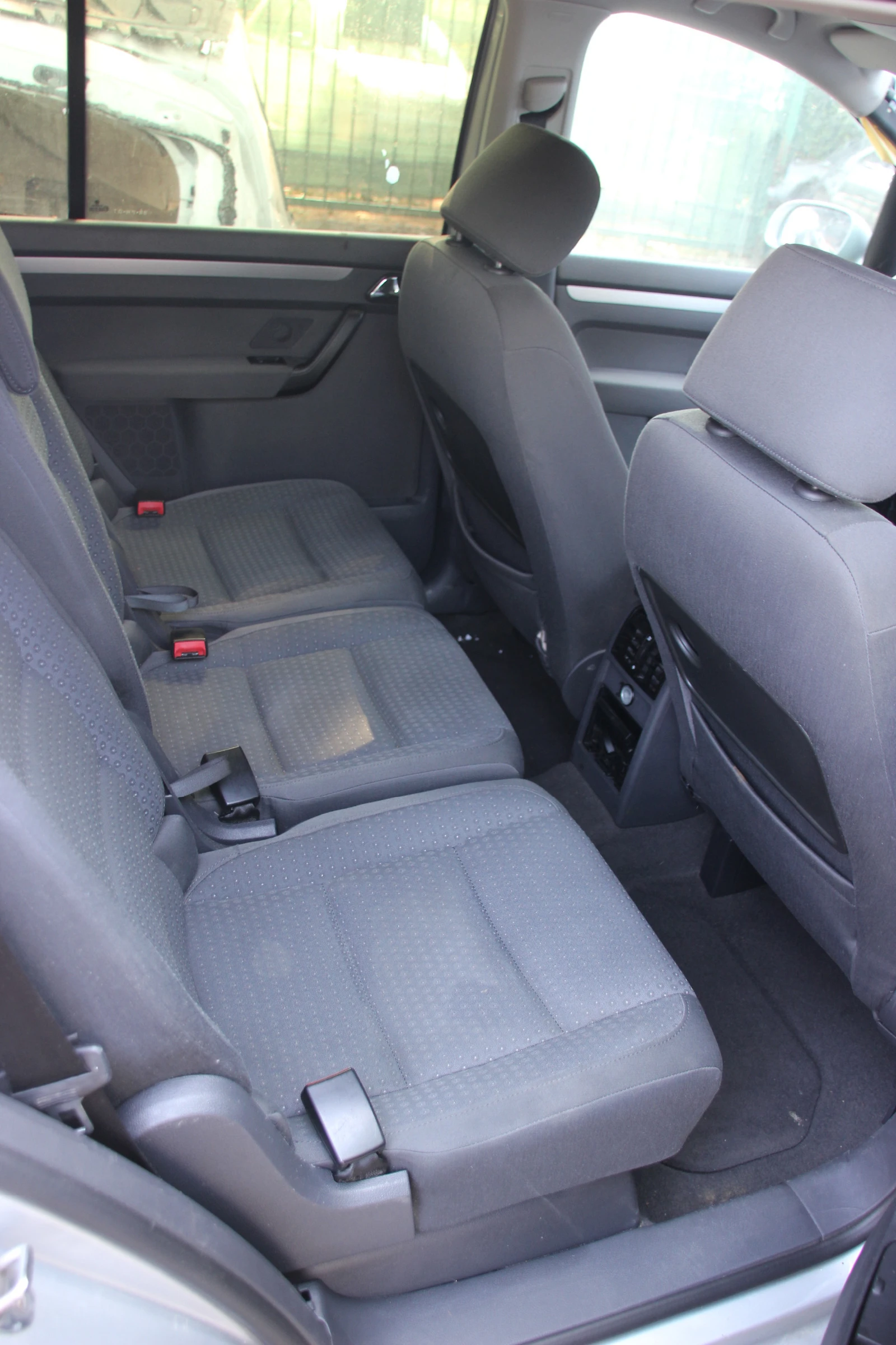 VW Touran 2.0 TDI   BKD | Mobile.bg   11