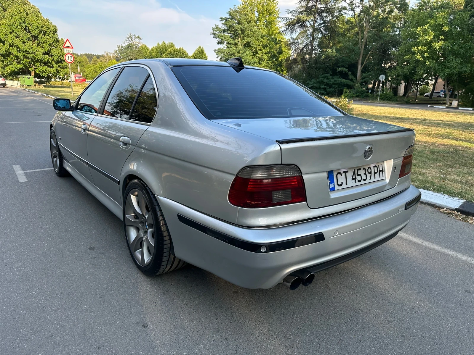 BMW 530 d - изображение 8