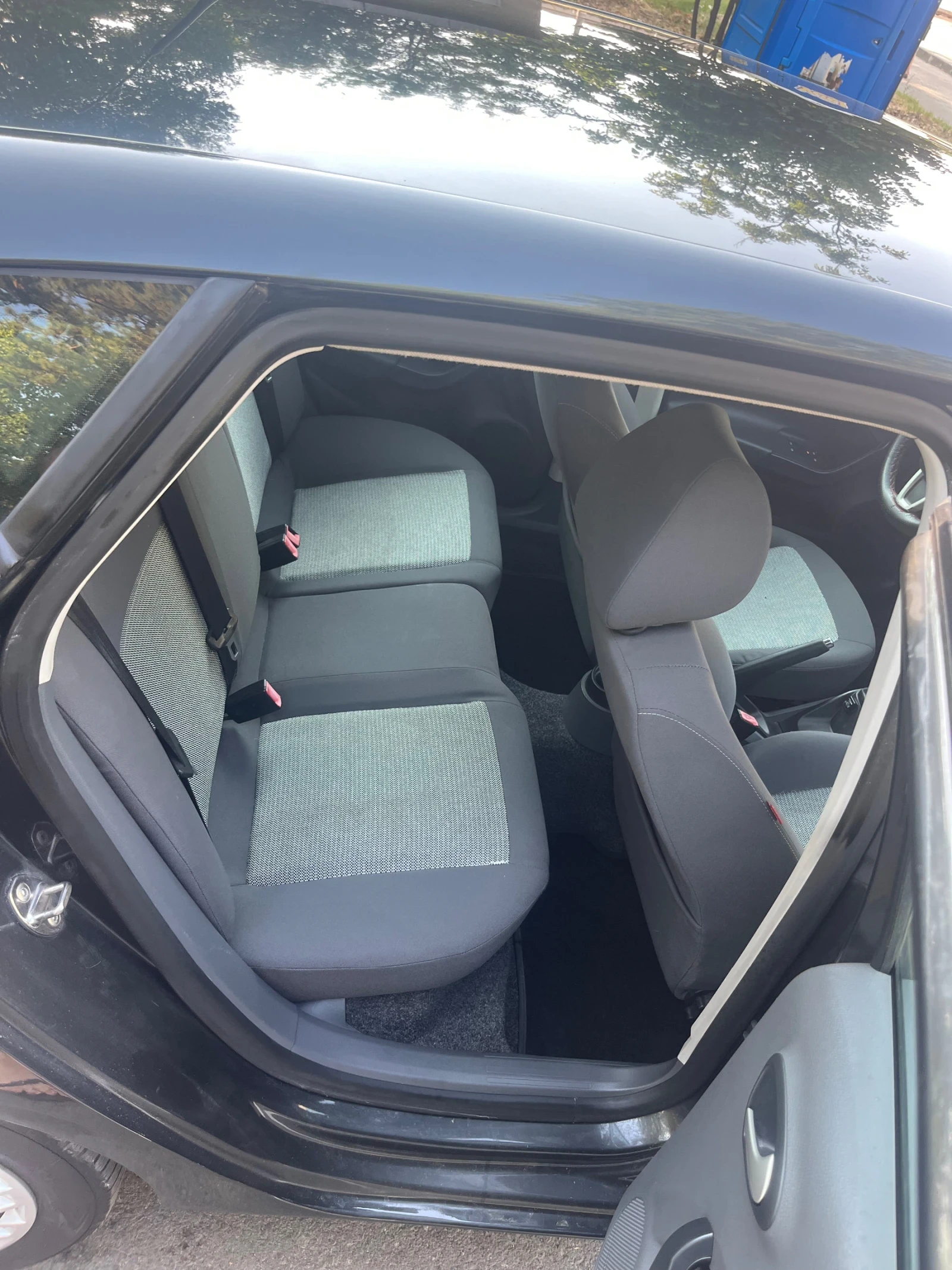 Seat Ibiza 1.4 86кс фабрична газ - изображение 8