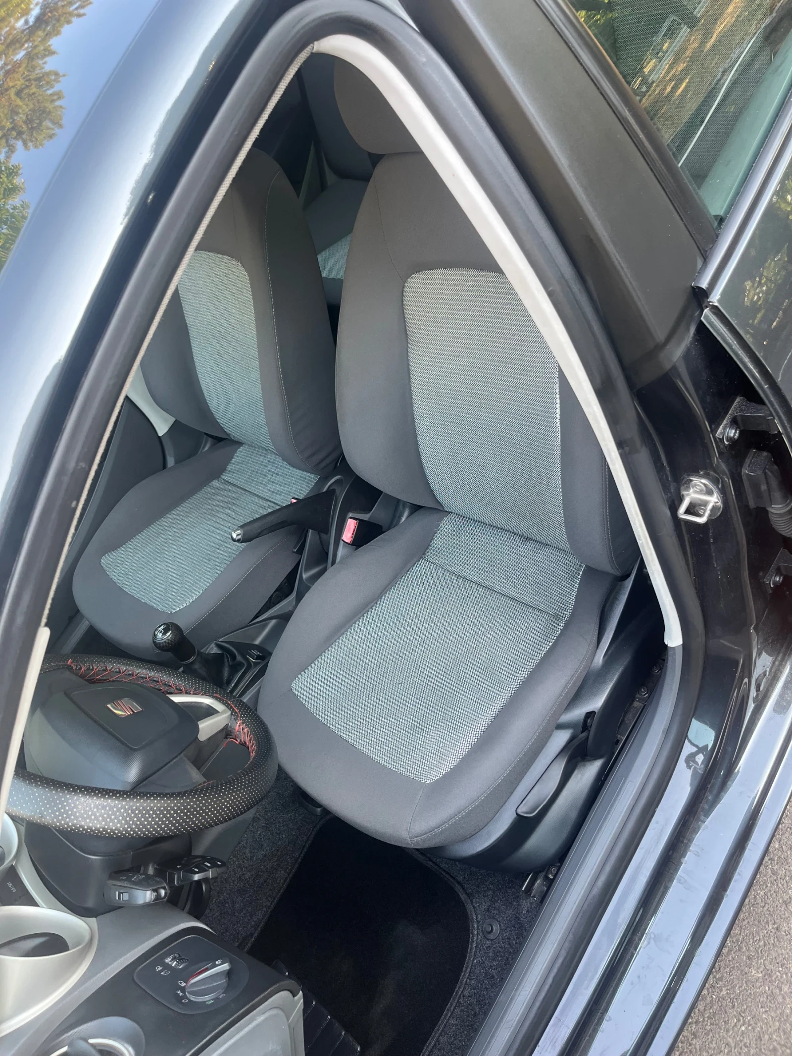 Seat Ibiza 1.4 86кс фабрична газ - изображение 6