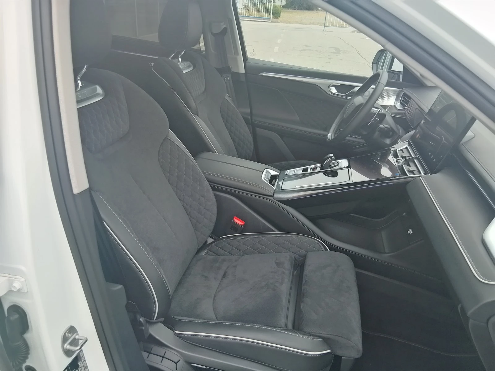 Wey 05 Luxury PHEV | Mobile.bg   11