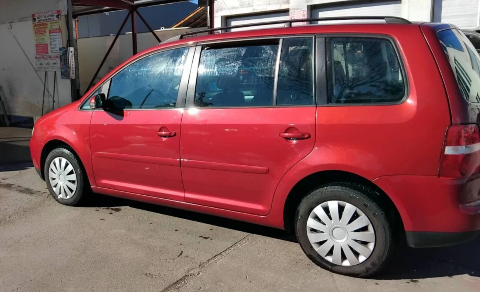 VW Touran 2.0 TDI - изображение 3