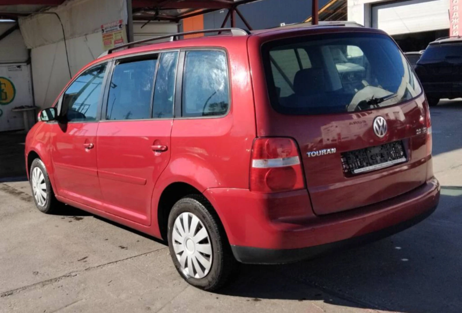 VW Touran 2.0 TDI - изображение 4