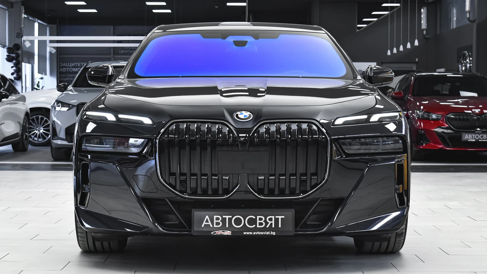 BMW 750 e xDrive M Sport Plug-in Hybrid Sportautomatic - изображение 2