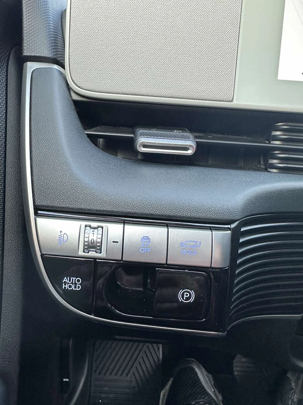 Hyundai Ioniq 5 58KWh/ГАРАНЦИЯ/SOH100%/2022, снимка 16 - Автомобили и джипове - 53738047