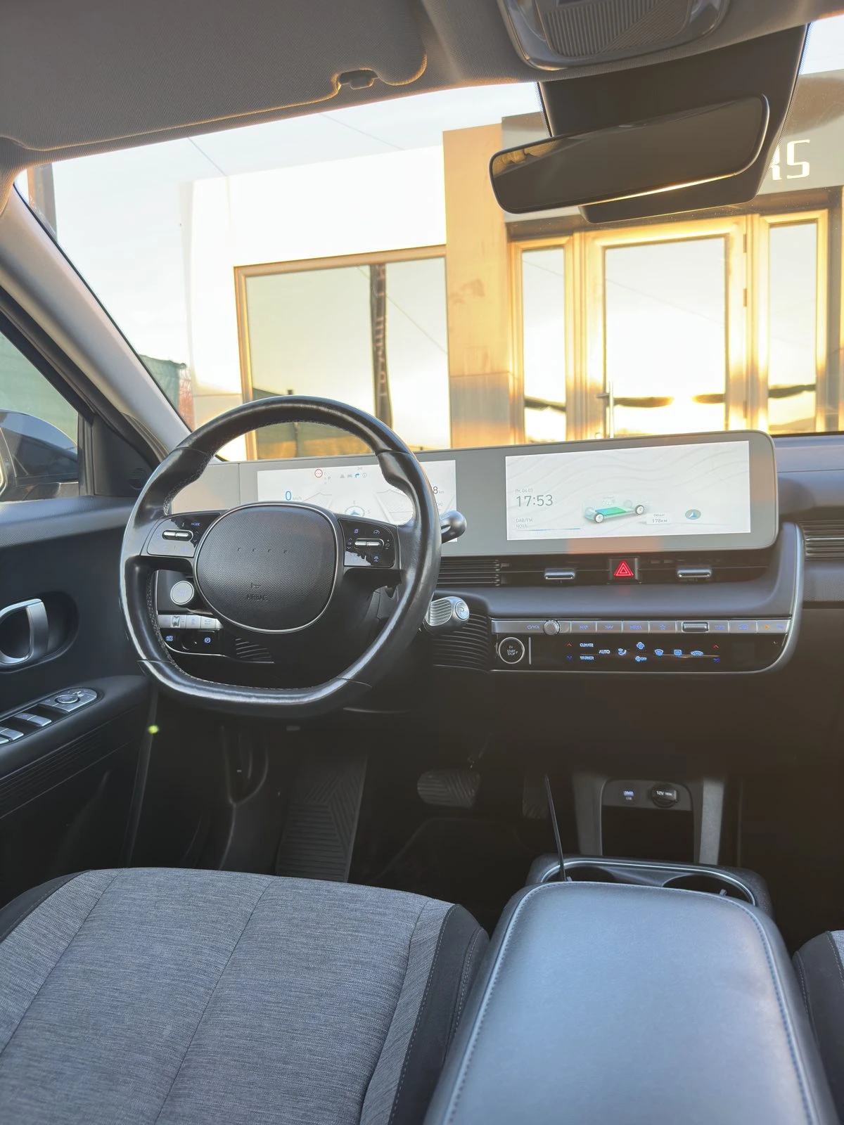 Hyundai Ioniq 5 58KWh/ГАРАНЦИЯ/SOH100%/2022, снимка 7 - Автомобили и джипове - 53738047