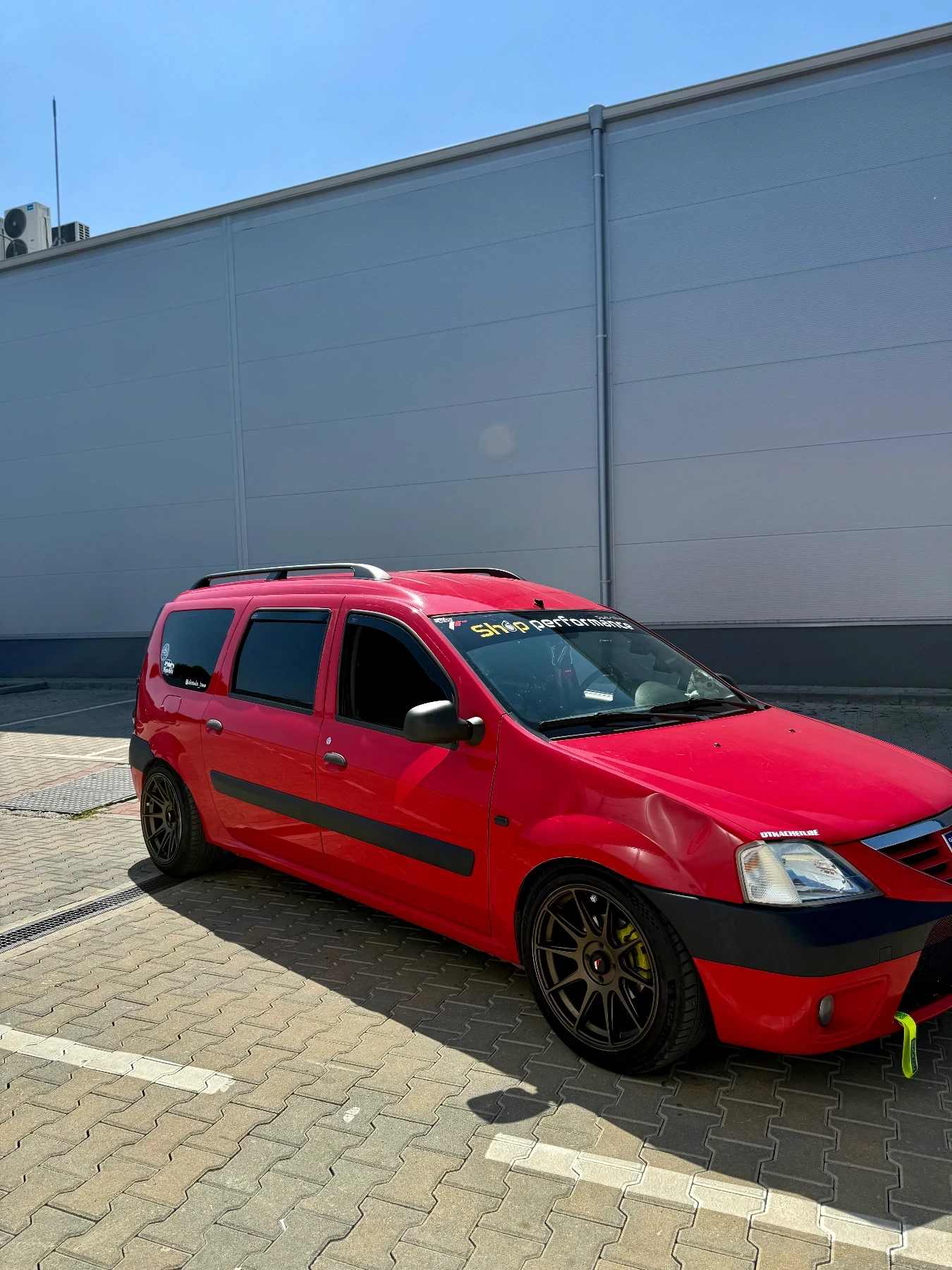 Dacia Logan, снимка 3 - Автомобили и джипове - 54331272