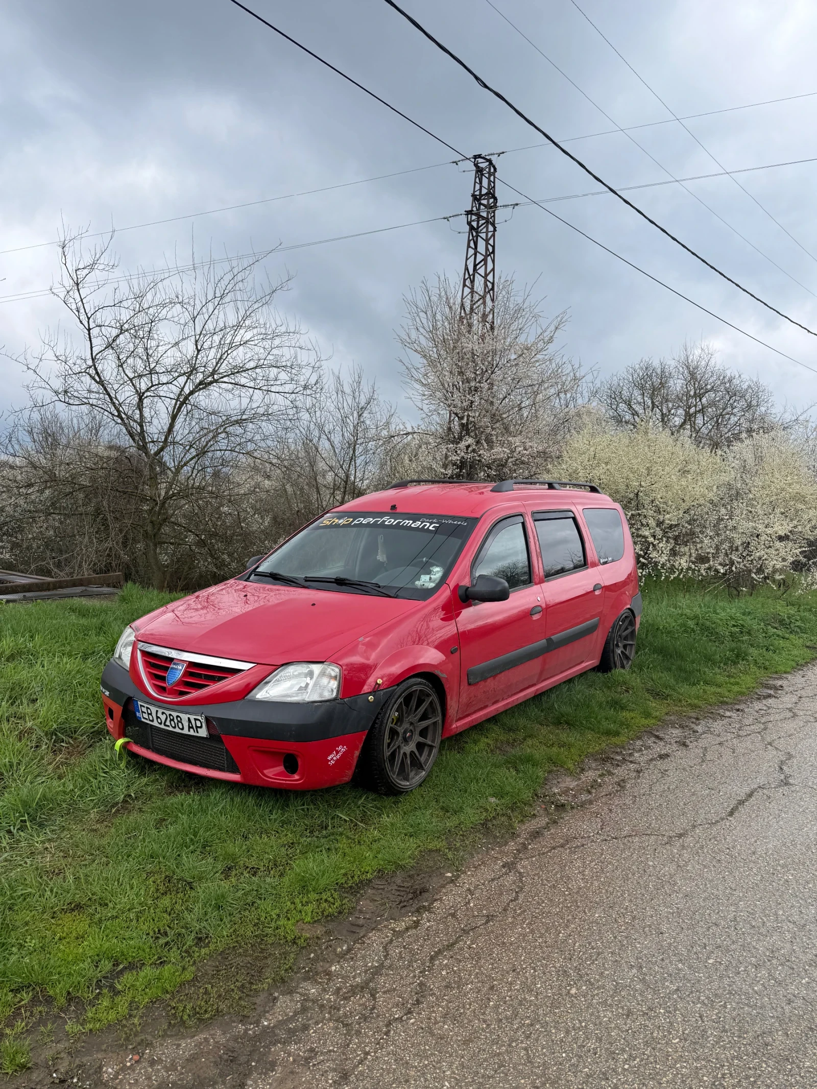 Dacia Logan, снимка 2 - Автомобили и джипове - 54331272