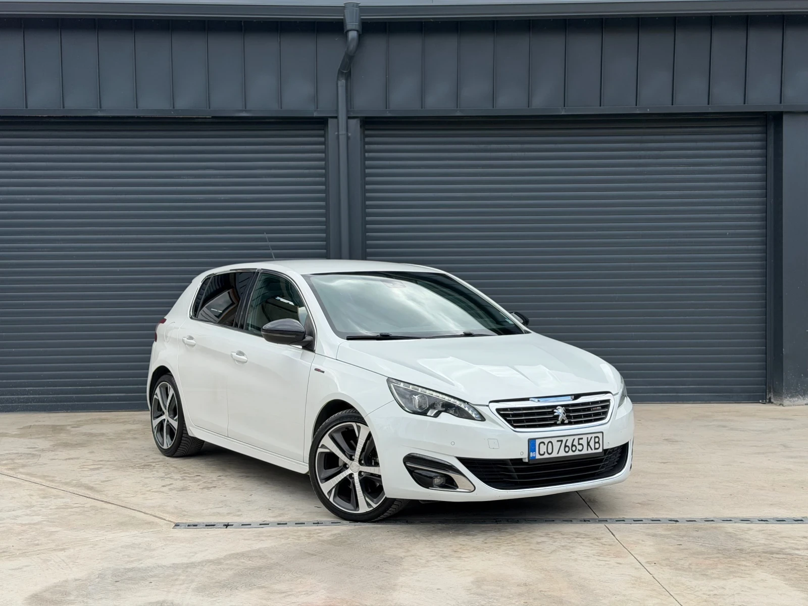 Peugeot 308 GT-line, снимка 3 - Автомобили и джипове - 54399359