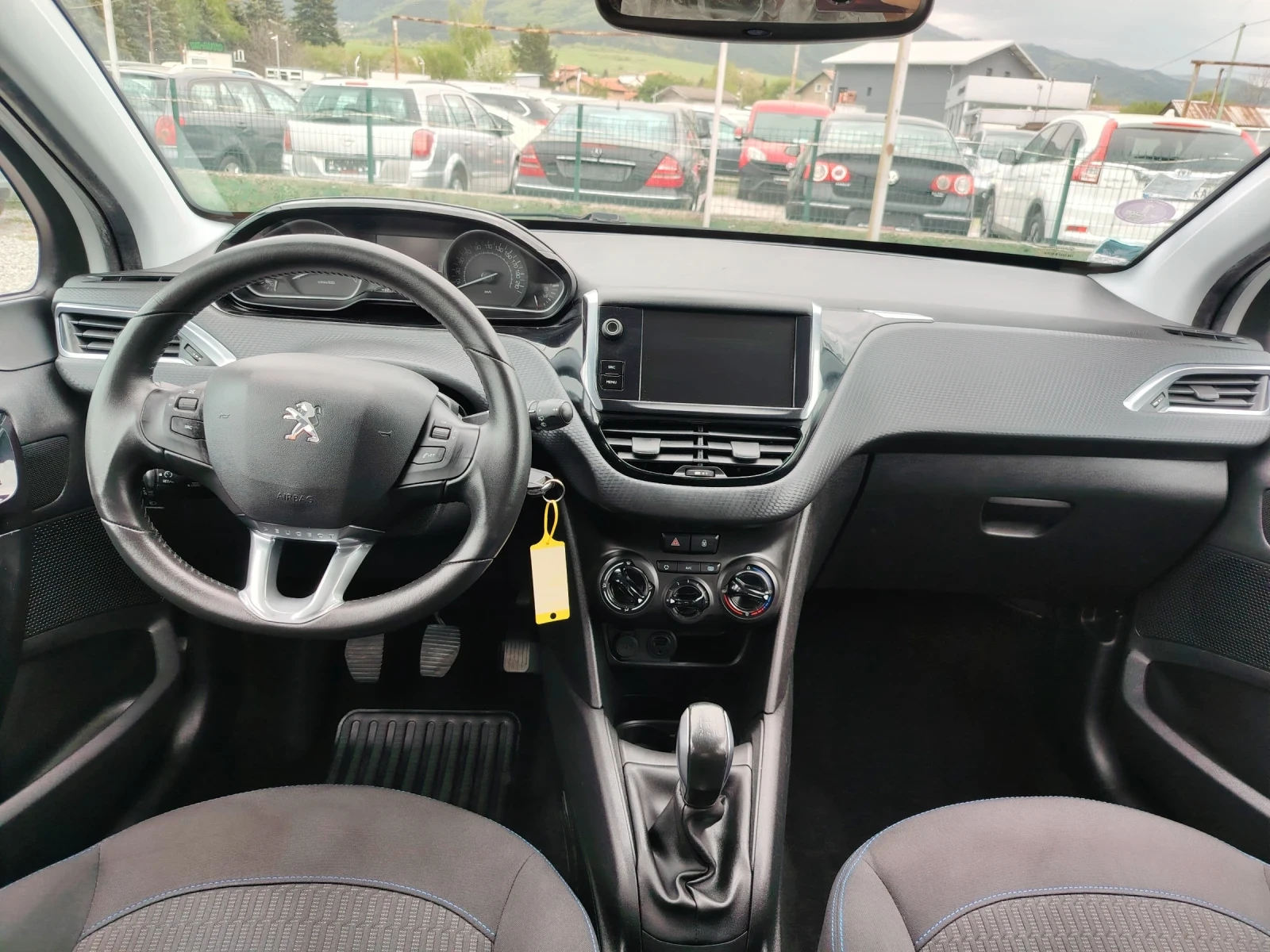 Peugeot 208 1.2 Style France | Mobile.bg � ����������� 8