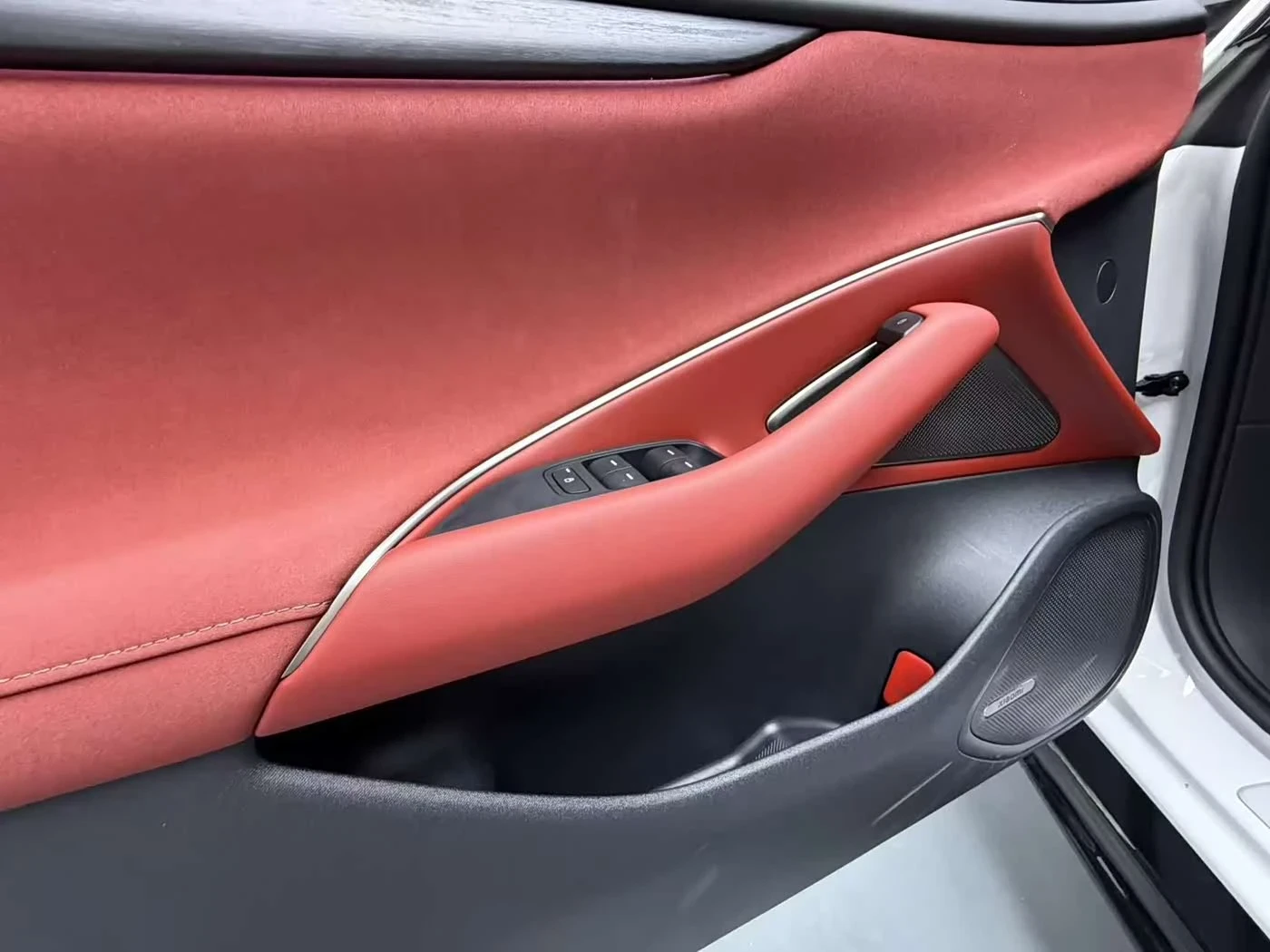 Xiaomi SU7 Rear-wheel drive Long-Range autogeorge.com, снимка 13 - Автомобили и джипове - 54630001